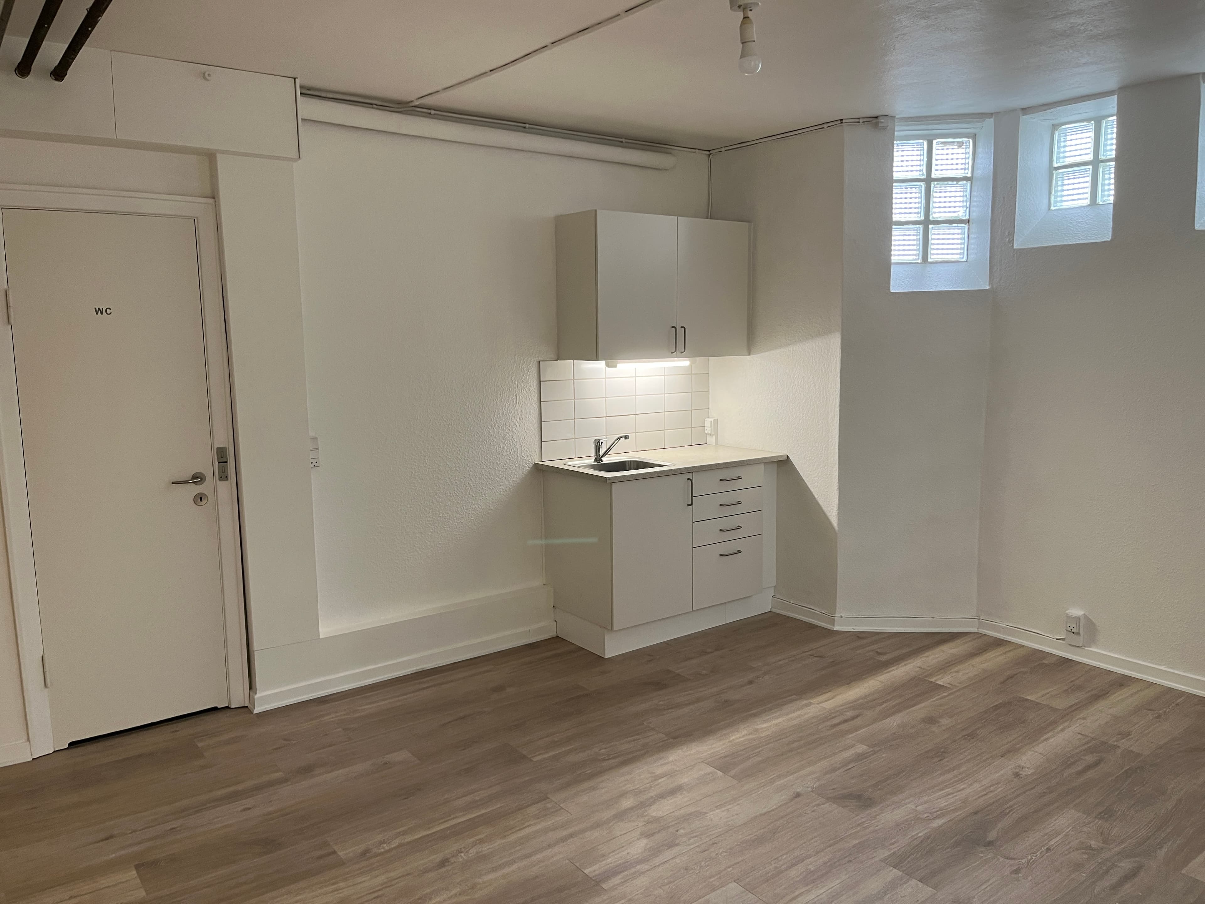 Chr. 8.s Vej 34 st (Butik) - miniature 20